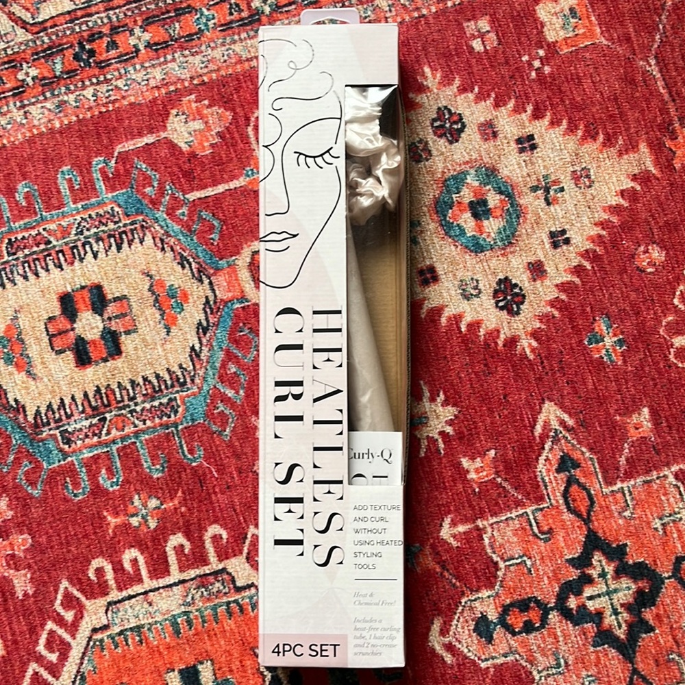 NWT heartless curler